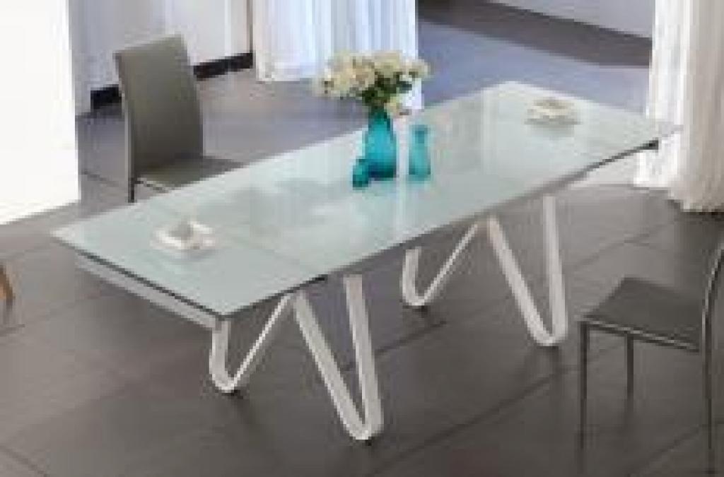 Dinging table