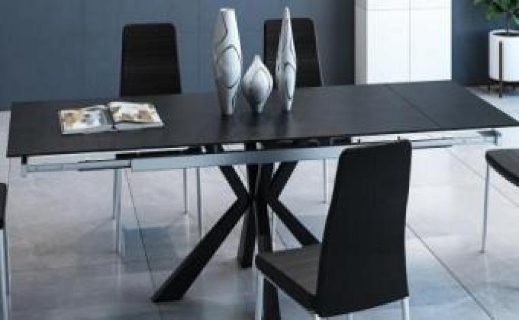 Dinging table