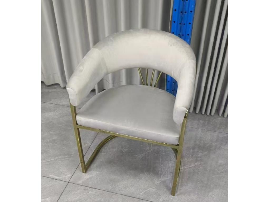 Chairs/Stools